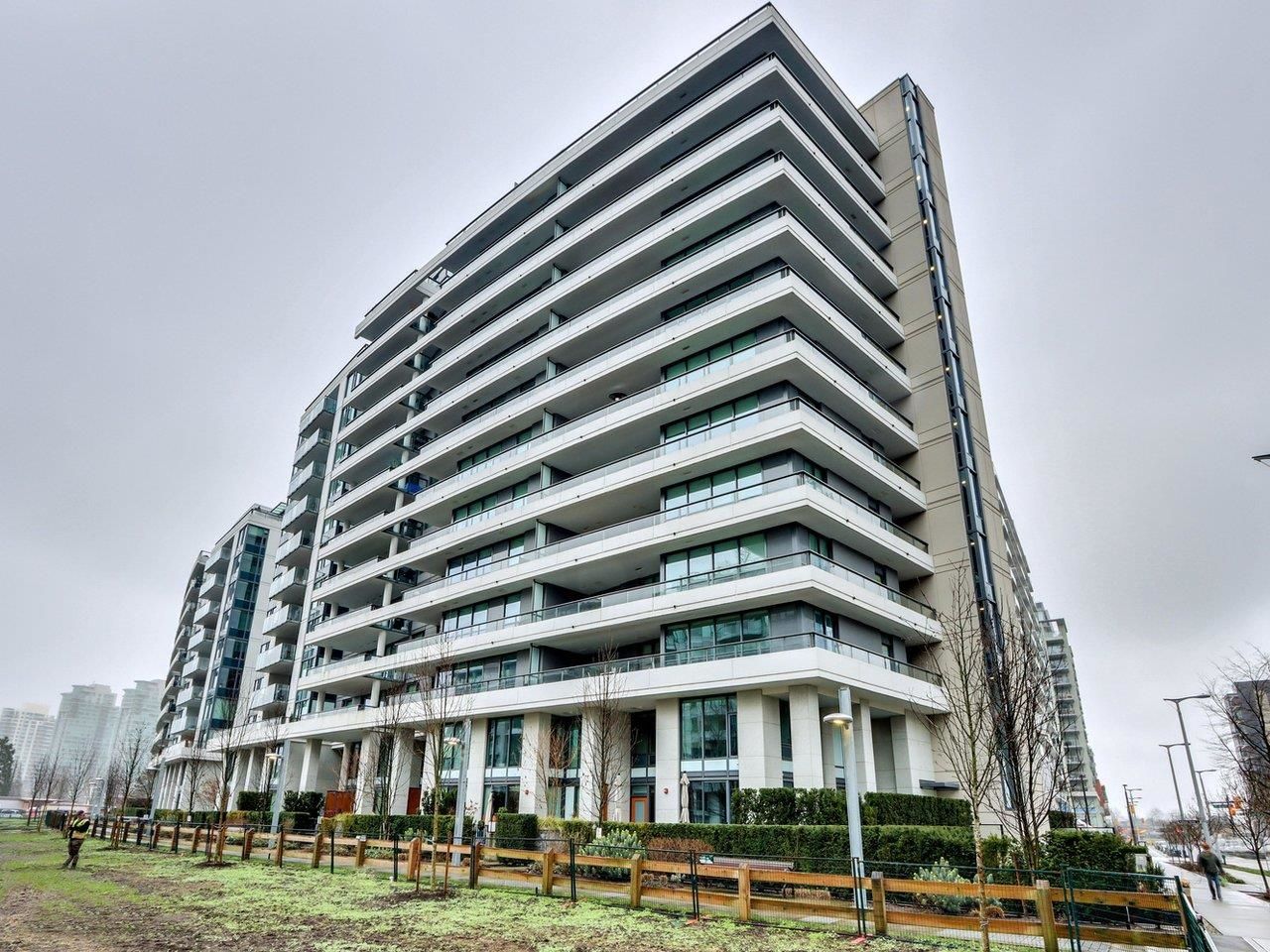 Main Photo: 905 1688 PULLMAN PORTER Street in Vancouver: Mount Pleasant VE Condo for sale in "Navio South" (Vancouver East)  : MLS®# R2653905