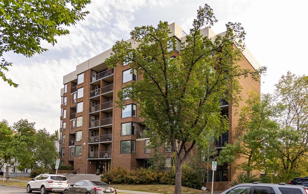 Main Photo: 310 1123 13 Avenue SW in Calgary: Beltline Apartment for sale : MLS®# A2012293