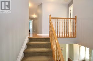 Photo 11: 212 ANNAPOLIS CIRCLE in Ottawa: House for sale : MLS®# 1373749