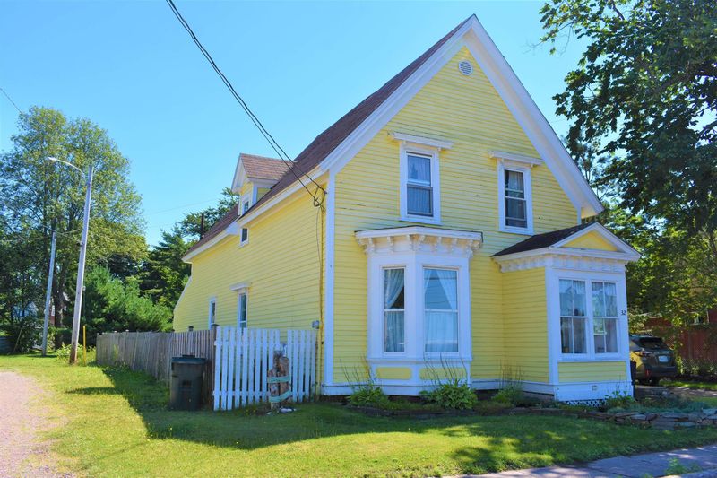 FEATURED LISTING: 32 Albion Street Amherst