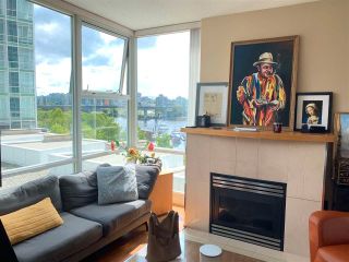 Photo 3: 603 1099 MARINASIDE Crescent in Vancouver: Yaletown Condo for sale in "Marinaside Resort" (Vancouver West)  : MLS®# R2580994