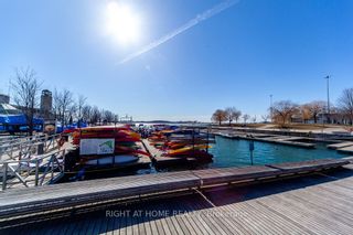 Photo 35: 2404 260 Queens Quay W in Toronto: Waterfront Communities C1 Condo for sale (Toronto C01)  : MLS®# C8127264