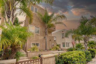 Photo 1: MISSION BEACH Townhouse for sale : 3 bedrooms : 830 Ensenada Ct in San Diego