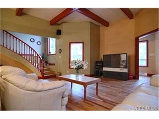 Photo 2: 2556 Wentwich Rd in VICTORIA: La Mill Hill House for sale (Langford)  : MLS®# 419059