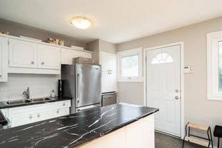 Photo 11: 190 Birchdale Avenue in Winnipeg: Norwood Flats Residential for sale (2B)  : MLS®# 202213666