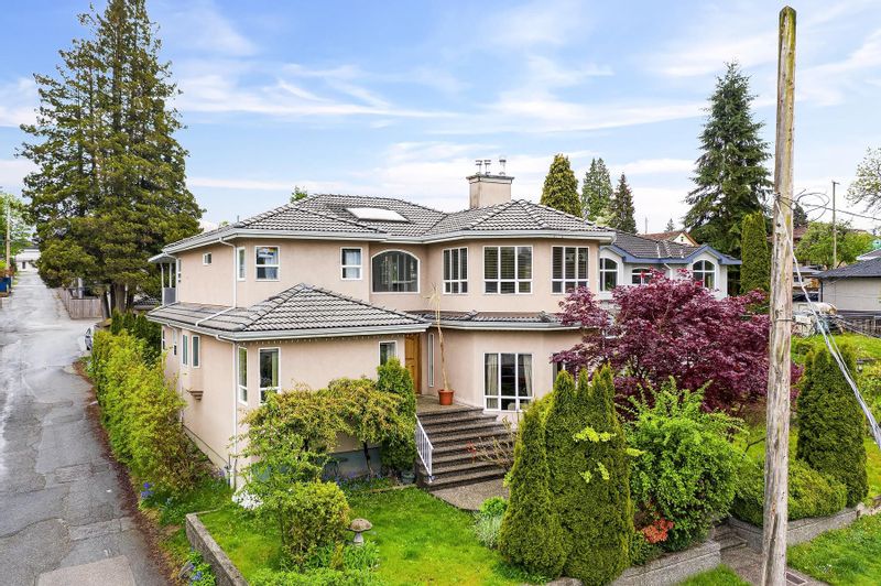 FEATURED LISTING: 8166 19TH Avenue Burnaby