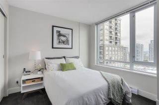 Photo 8: 1701 1088 Richards Street in Vancouver: Yaletown Condo for sale (Vancouver West) 
