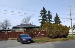 Photo 2: 13843 COWAN Road in Surrey: Bolivar Heights House for sale (North Surrey)  : MLS®# R2760340