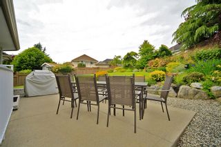 Photo 22: 6484 CLAYTONWOOD Gate in Surrey: Cloverdale BC House for sale (Cloverdale)  : MLS®# F1214656