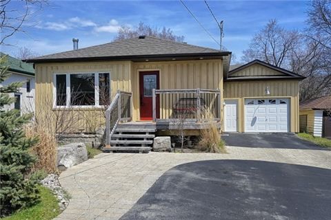Main Photo: 1013 S Centre Street in Whitby: Downtown Whitby House (Bungalow) for sale : MLS®# E3185297