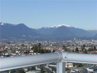 Photo 8: 2005 5189 GASTON Street in Vancouver: Collingwood VE Condo for sale in "The MacGregor" (Vancouver East)  : MLS®# V835468