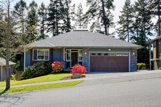 Photo 1: 393 Pelican Dr in VICTORIA: Co Royal Bay House for sale (Colwood)  : MLS®# 811978