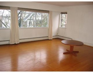 Photo 2: 303 2825 SPRUCE Street in Vancouver: Fairview VW Condo for sale (Vancouver West)  : MLS®# V687821