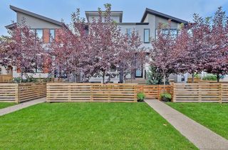 Photo 2: 1 309 2 Avenue NE in Calgary: Crescent Heights Row/Townhouse for sale : MLS®# A1257155