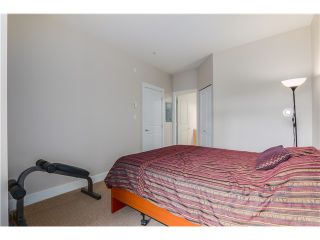 Photo 5: # 220 2280 WESBROOK MA in Vancouver: University VW Condo for sale (Vancouver West)  : MLS®# V1066911