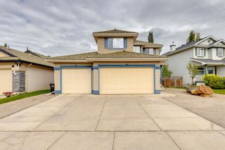 Photo 1: 636 Douglas Glen Boulevard SE in Calgary: Douglasdale/Glen Detached for sale : MLS®# A1139792