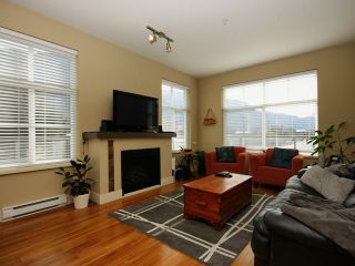 Photo 4: # 205 1336 MAIN ST in Squamish: Downtown SQ Condo for sale : MLS®# V1109070
