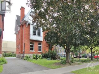 Photo 1: 238 ARGYLE AVENUE in Ottawa: Office for sale : MLS®# 1307390