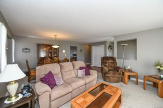 Photo 3: 2160 Stirling Cres in Courtenay: CV Courtenay East House for sale (Comox Valley)  : MLS®# 870833