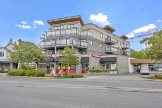 Photo 3: 206 7111 West Saanich Rd in Central Saanich: CS Brentwood Bay Condo for sale : MLS®# 905441