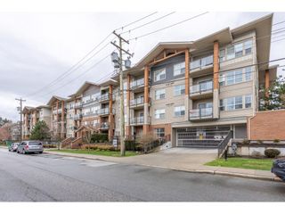 Photo 32: 404 20219 54A Avenue in Langley: Langley City Condo for sale in "SUEDE" : MLS®# R2680777