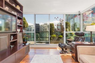Photo 10: PH3 555 JERVIS Street in Vancouver: Coal Harbour Condo for sale in "HARBOURSIDE PARK II" (Vancouver West)  : MLS®# R2578170