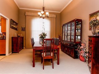 Photo 5: 8336 141ST Street in Surrey: Bear Creek Green Timbers House for sale in "Brookside" : MLS®# F1402000