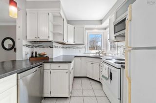 Photo 6: 70 Sunnybrae Avenue in Halifax: 6-Fairview Multi-Family for sale (Halifax-Dartmouth)  : MLS®# 202309986