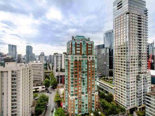 Photo 19: PH3 1050 SMITHE Street in Vancouver: West End VW Condo for sale in "STERLING" (Vancouver West)  : MLS®# R2495075