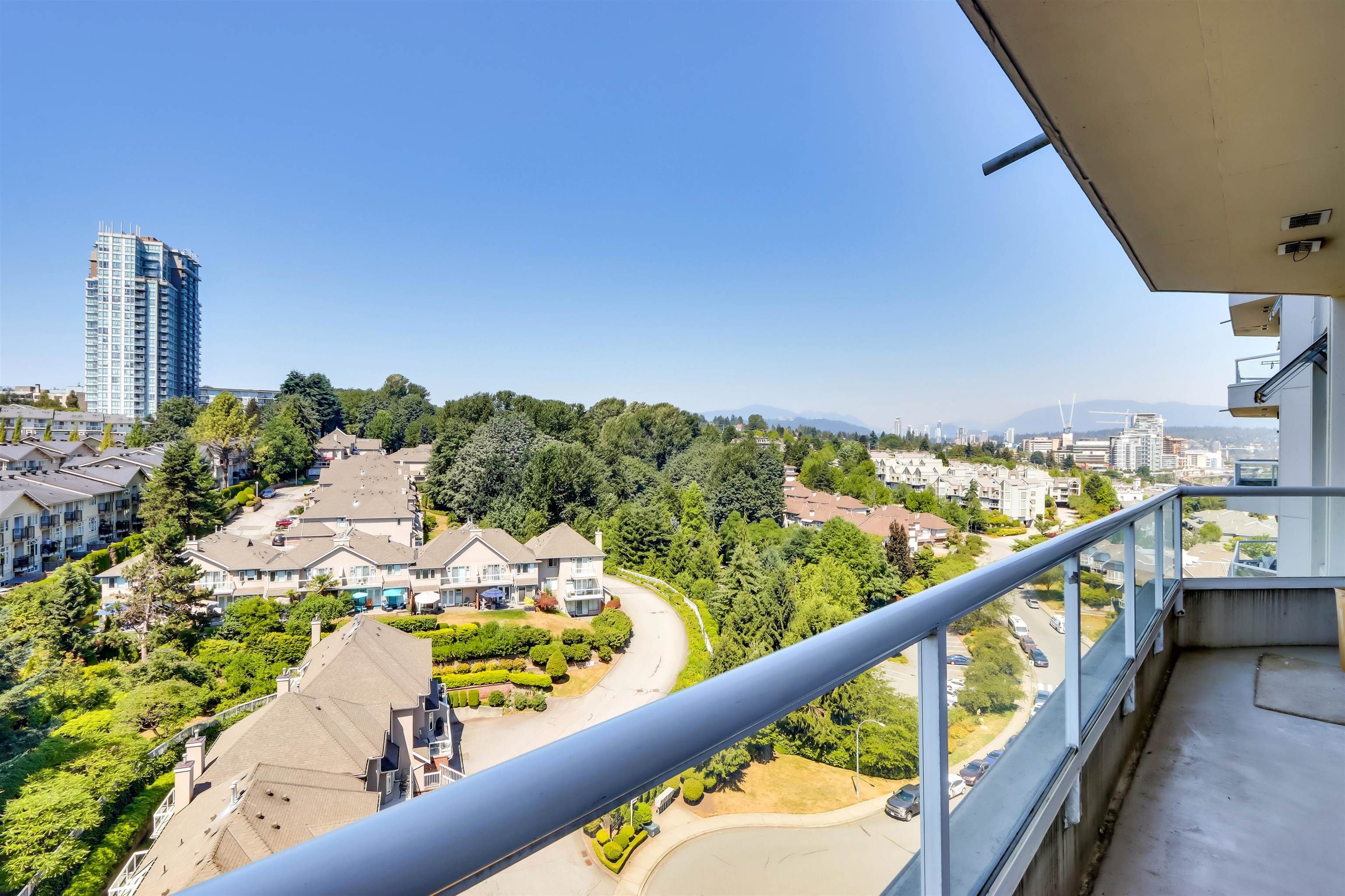 Photo 15: Photos: 1301 71 JAMIESON Court in New Westminster: Fraserview NW Condo for sale in "PALACE QUAY" : MLS®# R2713524