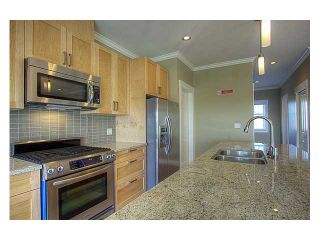 Photo 3: 301 6471 PRINCESS Lane in Richmond: Steveston South Condo for sale in "CURRENTS" : MLS®# V915904
