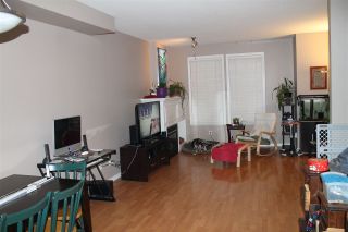 Photo 3: 22 6588 188 STREET in Surrey: Cloverdale BC Townhouse for sale (Cloverdale)  : MLS®# R2111132