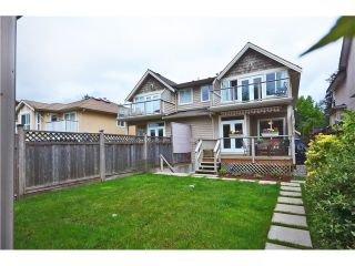 Photo 8: 441 W 16TH Street in North Vancouver: Central Lonsdale 1/2 Duplex for sale : MLS®# V1007183
