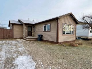 Photo 2: 10655 102 Street: Taylor Manufactured Home for sale (Fort St. John)  : MLS®# R2839138