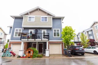 Main Photo: 9 1135 EWEN Avenue in New Westminster: Queensborough Townhouse for sale in "ENGLISH MEWS" : MLS®# R2870556
