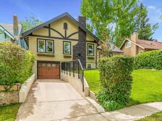 Photo 2: 525 SALEM Avenue SW in Calgary: Scarboro Detached for sale : MLS®# C4255093