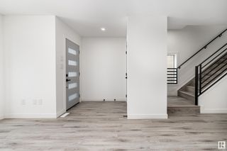 Photo 3: 10509 80 Street in Edmonton: Zone 19 House Half Duplex for sale : MLS®# E4377347