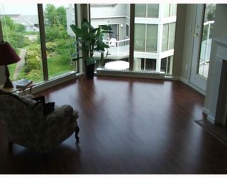 Photo 2: 503 68 RICHMOND Street in New_Westminster: Fraserview NW Condo for sale in "Fraserview" (New Westminster)  : MLS®# V721053