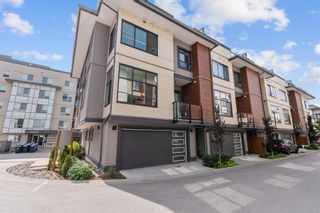 Photo 1: 26 20849 78B Avenue in Langley: Willoughby Heights Townhouse for sale in "Boulevard" : MLS®# R2787986