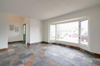 Photo 9: 60 Woodborough Crescent SW in Calgary: Woodbine Detached for sale : MLS®# A1195630