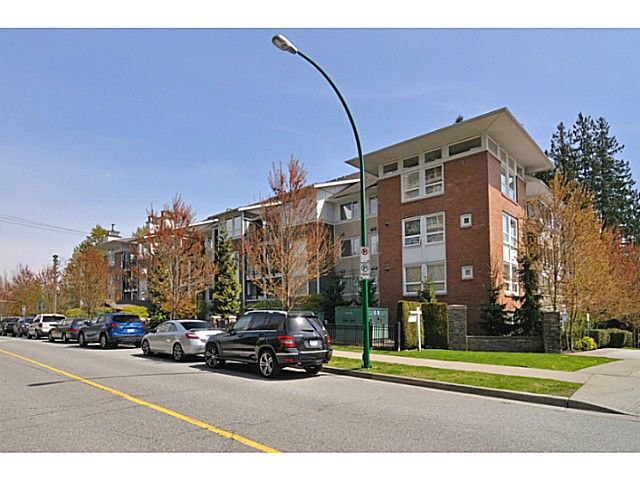 Main Photo: 416 6888 Southpoint Drive in Burnaby: South Slope Condo for sale (Burnaby South)  : MLS®# V1003372