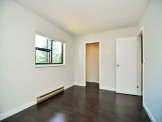 Photo 9: 887 CUNNINGHAM Lane in Port Moody: North Shore Pt Moody Townhouse for sale in "WOODSIDE VILLAGE" : MLS®# V1021537