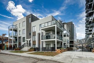 Main Photo: 207 455 1 Avenue NE in Calgary: Crescent Heights Apartment for sale : MLS®# A2092732