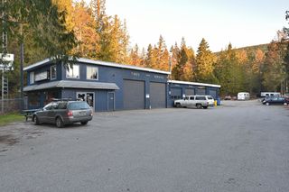 Photo 6: 1481 REED Road in Gibsons: Gibsons & Area House for sale (Sunshine Coast)  : MLS®# R2696395