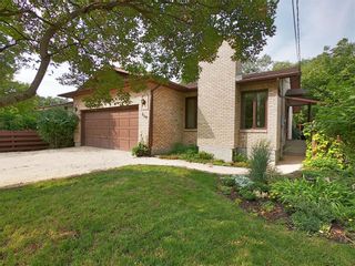 Photo 1: 664 Berkley Street in Winnipeg: Charleswood Residential for sale (1G)  : MLS®# 202120987