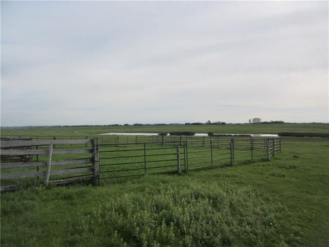 FEATURED LISTING: 250 Range RD Rural Wheatland County