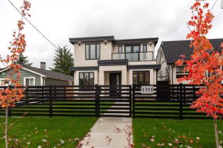 FEATURED LISTING: 1711 MACGOWAN Avenue North Vancouver
