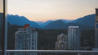 Photo 4: 2902 652 WHITING Way in Coquitlam: Coquitlam West Condo for sale in "MARQUEE" : MLS®# R2754291