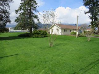 Photo 20: 10689 MCSWEEN Road in Chilliwack: Fairfield Island House for sale in "Fairfield Island" : MLS®# R2306254