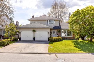 Photo 1: 3037 GLENDALE Place in Abbotsford: Abbotsford East House for sale : MLS®# R2878056